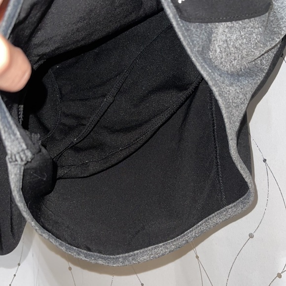 EUC Reebok | semi-fitted gray and black running shorts, wide fitted waistband - Picture 4 of 6